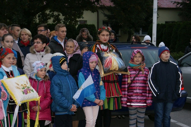 Powitanie ikony MB Częstochowskiej w Cielądzu