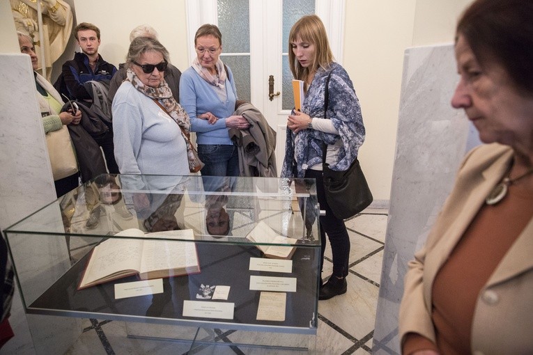 Dom Arcybiskupów Warszawskich