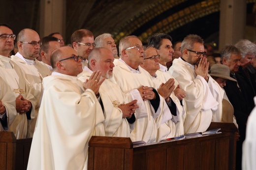 Konsekracja kościoła na Białych Morzach