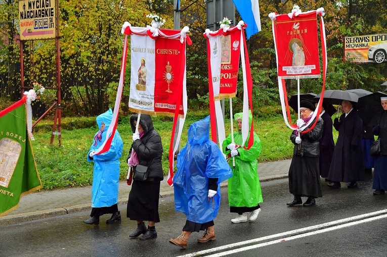 Z procesją przez Krupówki