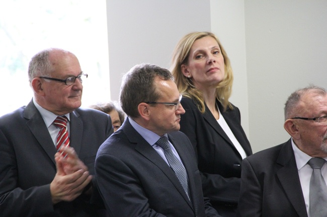 Do walki z dopalaczami i narkotykami