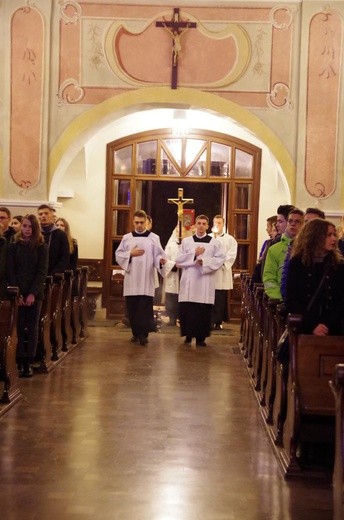 Czuwanie dla młodzieży w Tuchowie