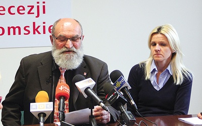 ▼	Agnieszka Wolszczak i Wojciech Dąbrowski podczas konferencji.