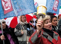 W protestach przeciw zmianom w szkole nie chodzi o struktury, wyniki nauczania ani etaty nauczycieli. Nie chodzi nawet o dobro dzieci czy wolę rodziców, ale o model wychowawczy polskiej szkoły.