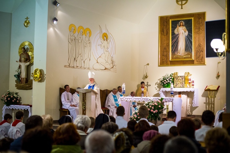 Nabożeństwo fatimskie w Woli Rzędzińskiej