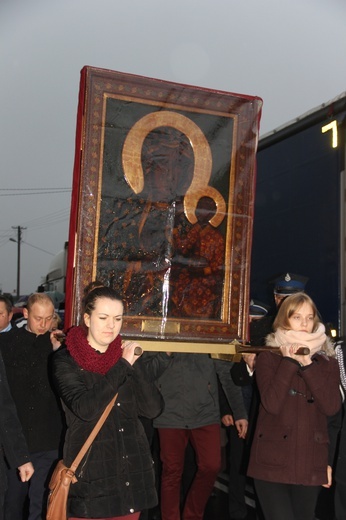 Powitanie ikony MB Częstochowskiej w Kurzeszynie