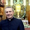 Proboszczem w parafii roku jest ks. dr Tadeusz Piwowarski, który ma już na koncie tytuł najlepszego proboszcza.