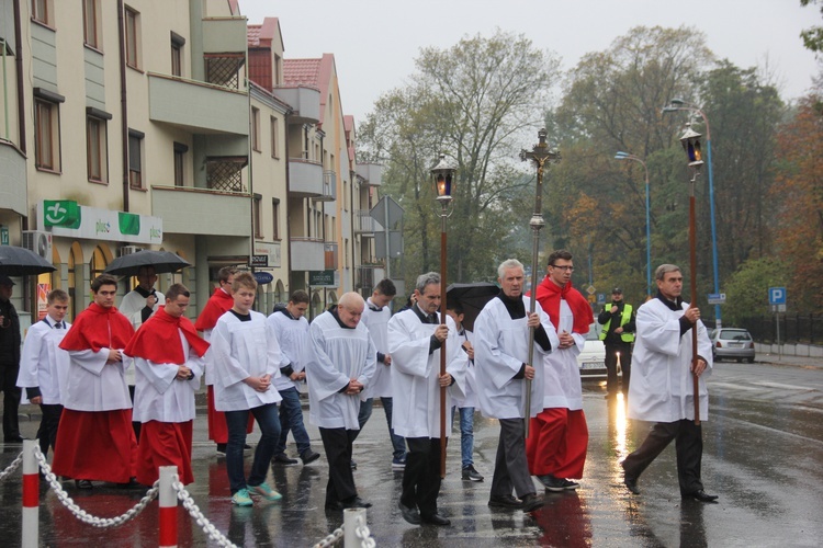 Powitanie ikony MB Częstochowskiej w parafii św. Jakuba w Skierniewicach