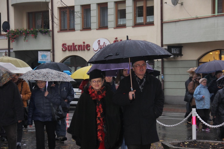 Powitanie ikony MB Częstochowskiej w parafii św. Jakuba w Skierniewicach