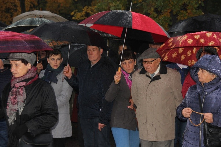 Powitanie ikony MB Częstochowskiej w parafii św. Jakuba w Skierniewicach