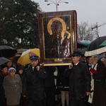 Powitanie ikony MB Częstochowskiej w parafii św. Jakuba w Skierniewicach