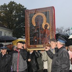 Powitanie ikony MB Częstochowskiej w parafii św. Jakuba w Skierniewicach