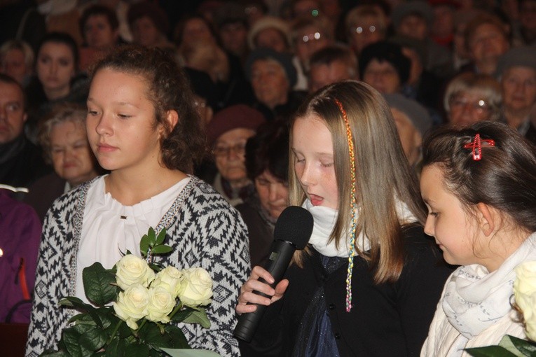 Powitanie ikony MB Częstochowskiej w parafii św. Jakuba w Skierniewicach