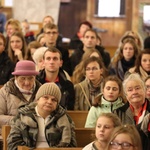 Koncert uwielbienia hymnami ŚDM w Andrychowie