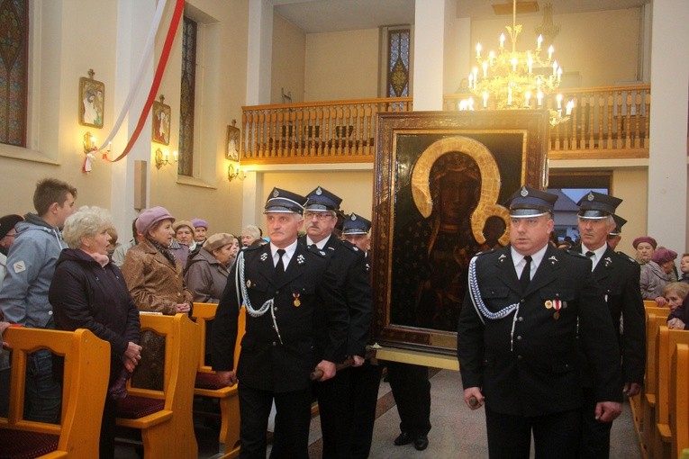Powitanie ikony MB Częstochowskiej w Stachlewie