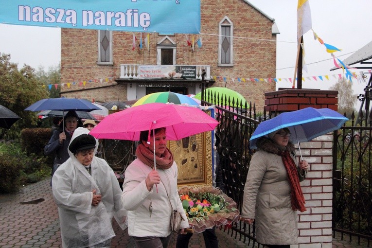 Powitanie ikony MB Częstochowskiej w Stachlewie