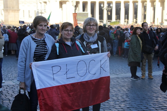 Spotkanie z papieżem na Placu św. Piotra