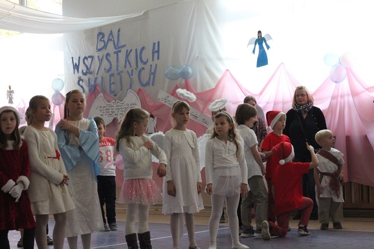 Bal Wszystkich Świętych w Brzeziej Łące