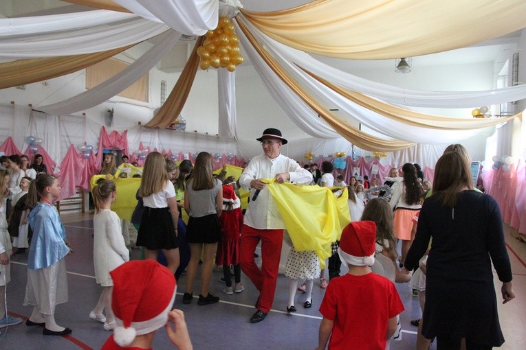 Bal Wszystkich Świętych w Brzeziej Łące