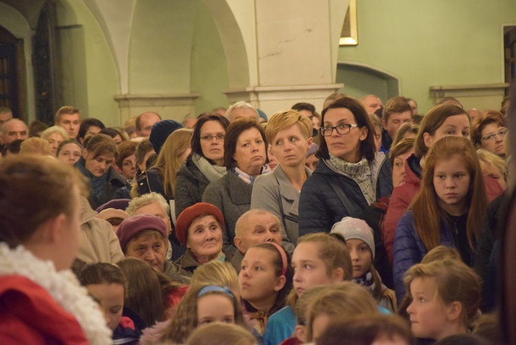 Powitanie ikony MB Częstochowskiej w Makowie