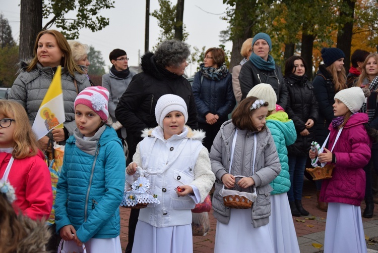 Powitanie ikony MB Częstochowskiej w Makowie