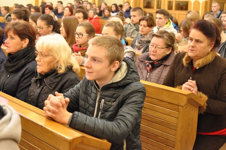 Dekanalne spotkanie w Stróżnej