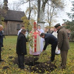 Wprowadzenie relikwii św. Jana Pawła II i św. Maksymiliana do archikolegiaty w Tumie