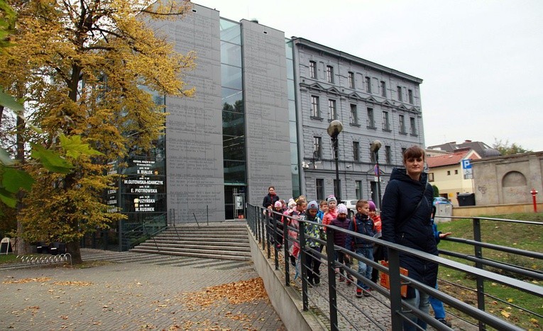 Spotkania Opolskiej Jesieni Literackiej będą odbywać się w siedzibie MBP w Opolu