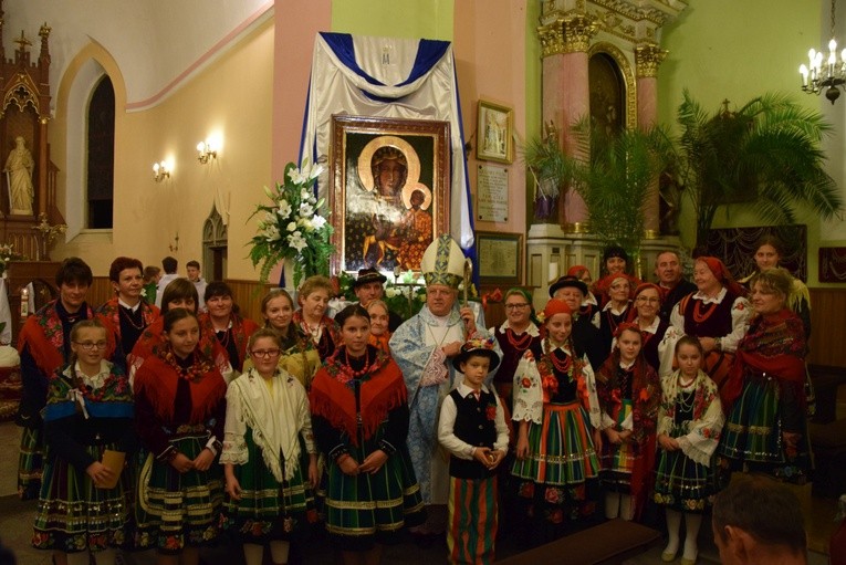 Powitanie ikony MB Częstochowskiej w Lipcach Reymontowskich