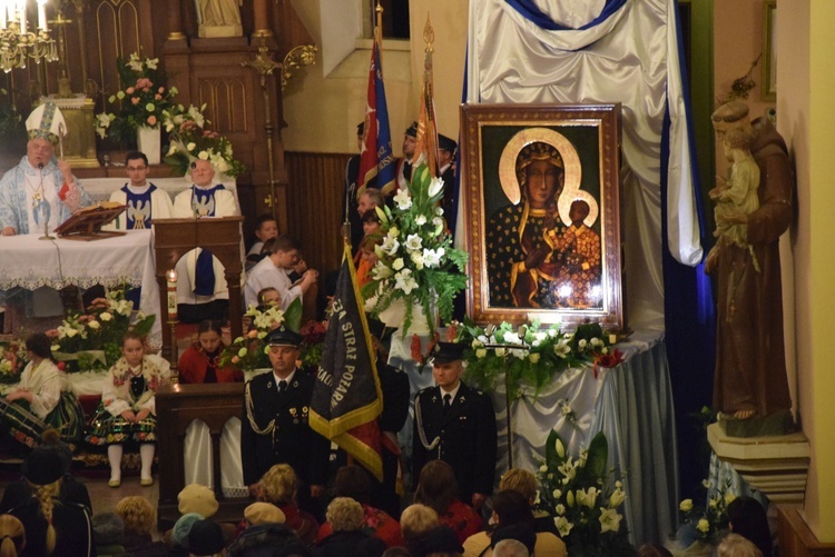 Powitanie ikony MB Częstochowskiej w Lipcach Reymontowskich