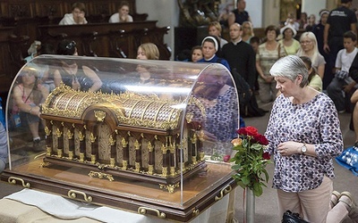 Relikwie świętej obecne były podczas Światowych Dni Młodzieży w Krakowie i przyciągały tłumy wiernych na modlitwę.