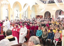 ▲	Wspólnota to przede wszystkim ludzie – im dziękowano szczególnie.