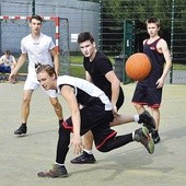 Cieszyński turniej streetballa: „Chrześcijanin to nie lamus”.