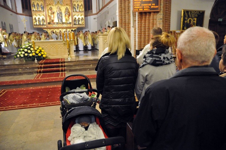 Święcenia diakonatu