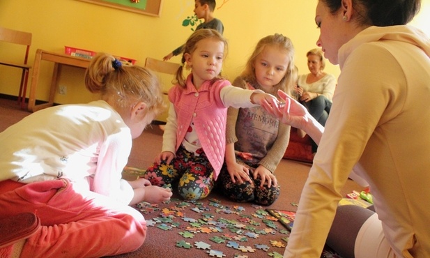 Coraz więcej cudzoziemców stara się o azyl w Polsce
