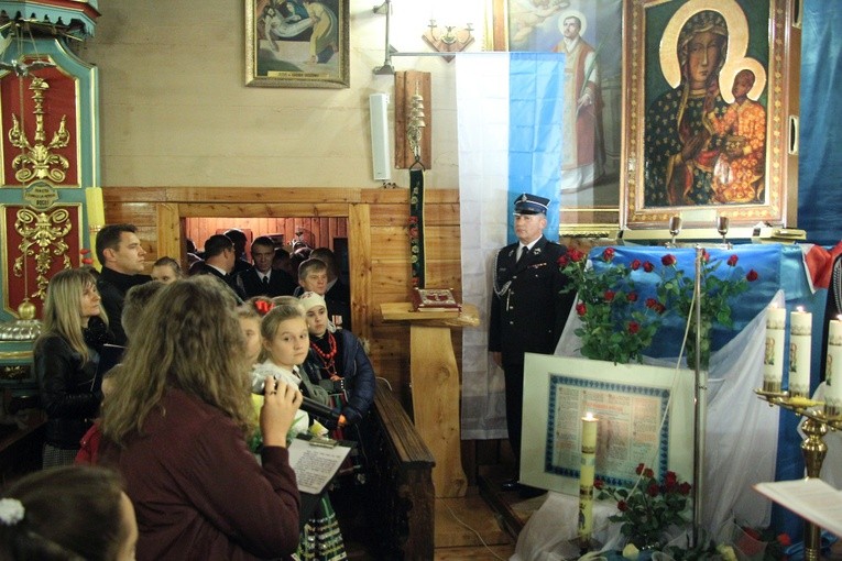 Powitanie ikony MB Częstochowskiej w Słupi