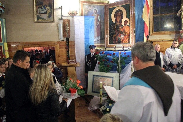 Powitanie ikony MB Częstochowskiej w Słupi