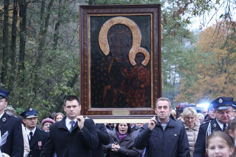 Powitanie ikony MB Częstochowskiej w Słupi