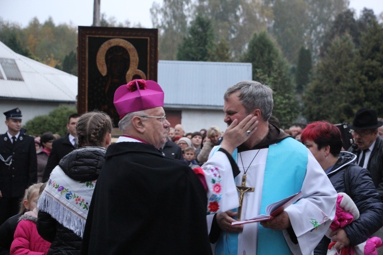 Powitanie ikony MB Częstochowskiej w Słupi