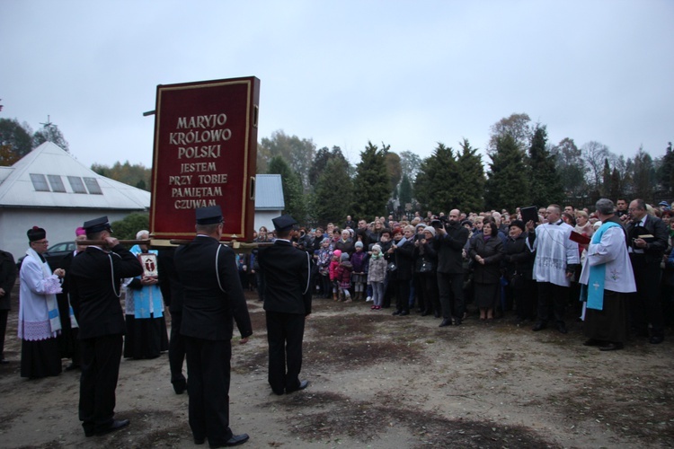 Powitanie ikony MB Częstochowskiej w Słupi