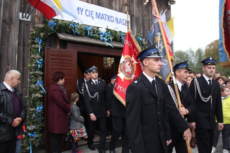 Powitanie ikony MB Częstochowskiej w Janisławicach
