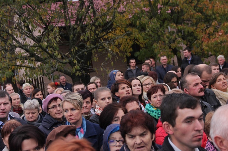 Powitanie ikony MB Częstochowskiej w Janisławicach