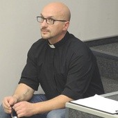 Jezuita o. Grzegorz Kramer w Bielsku-Białej na ATH