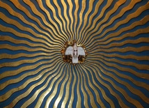 Na trwałym fundamencie