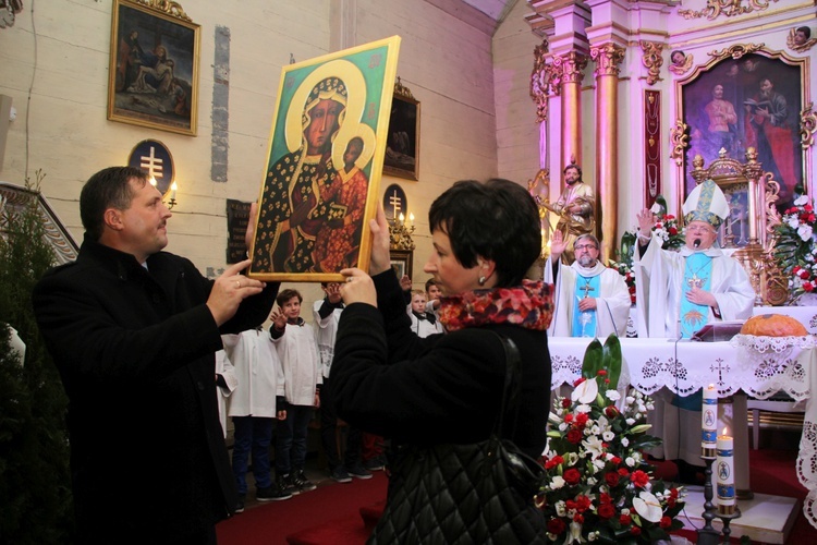 Powitanie ikony MB Częstochowskiej w Starej Rawie