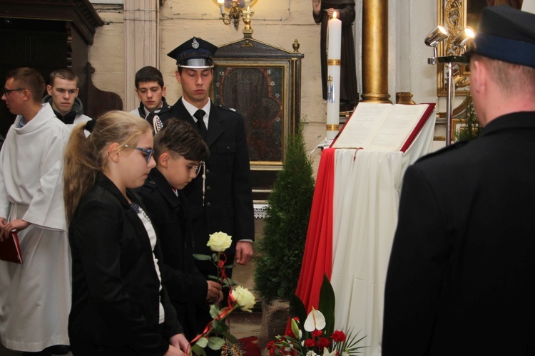 Powitanie ikony MB Częstochowskiej w Starej Rawie