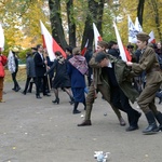 Rekonstrukcja radomskiego protestu z 1945 r.