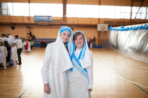 Bal świętych w Piekarach