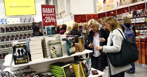 Książka ma się dobrze!