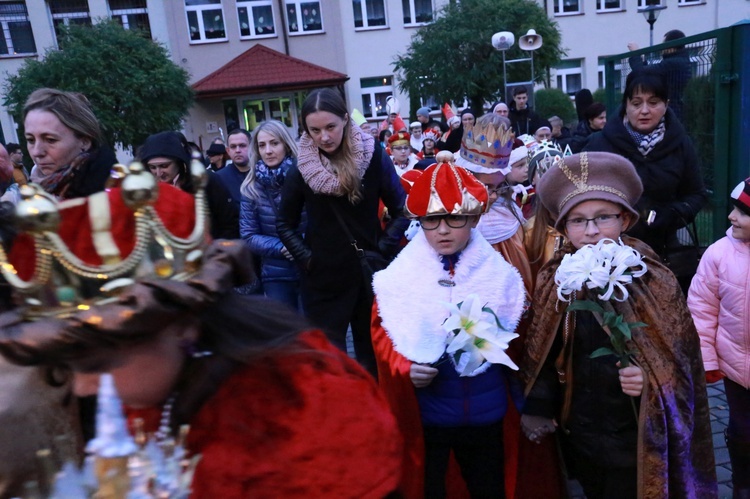 Korowód świętych w Pleśnej